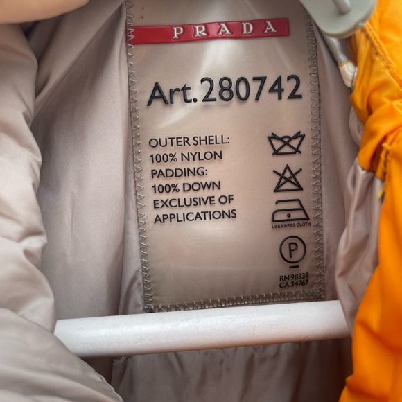 PRADA Puffer Jacket - Picture 3 of 6